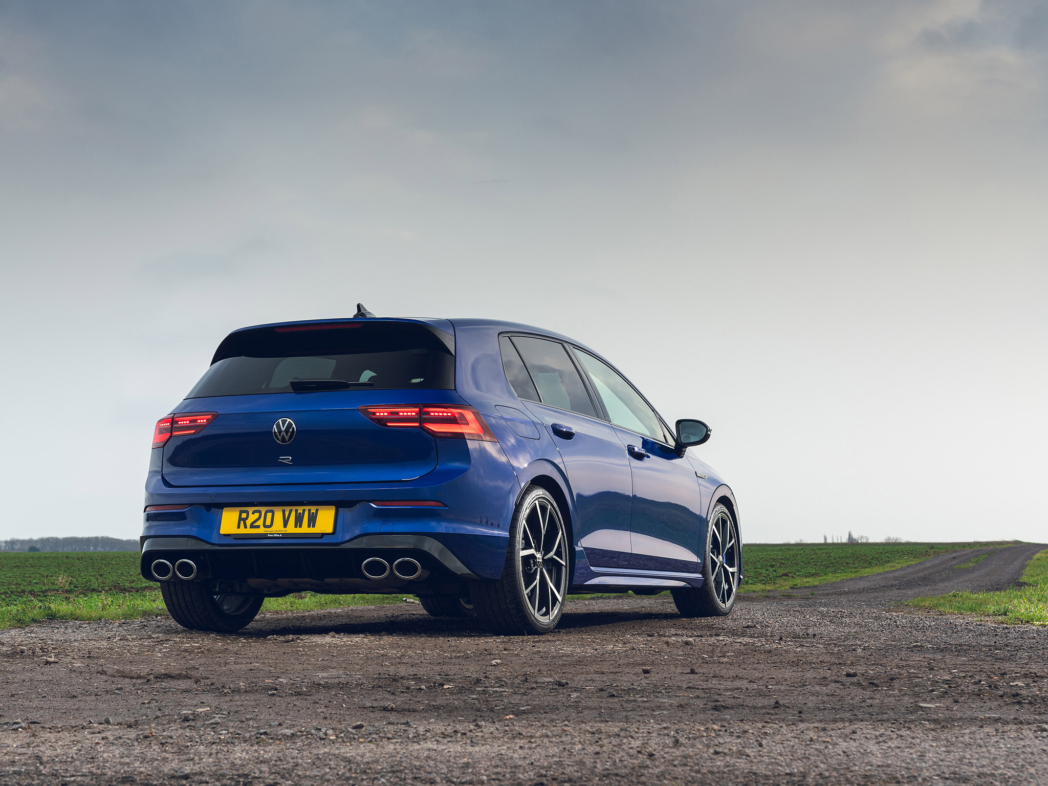  2022 Volkswagen Golf R Wallpaper.