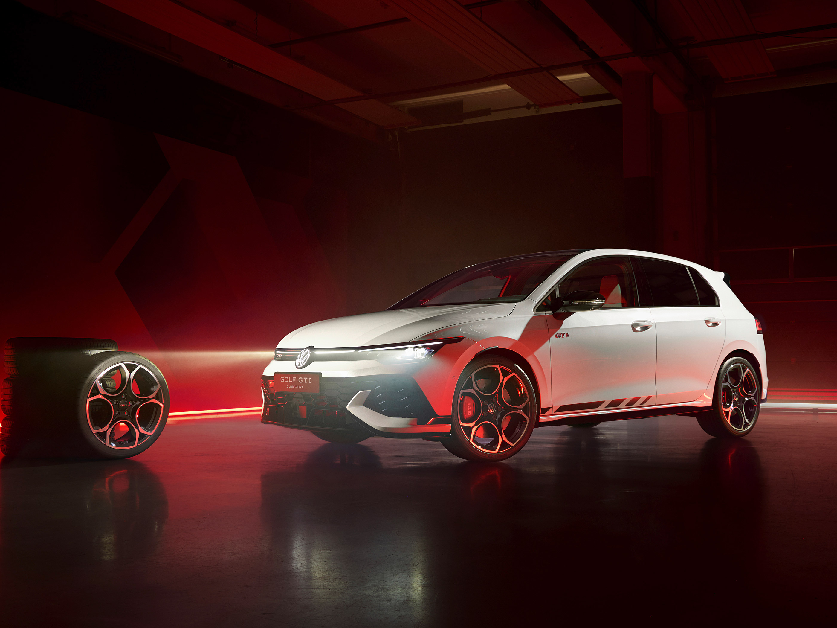  2025 Volkswagen Golf GTI Clubsport Wallpaper.