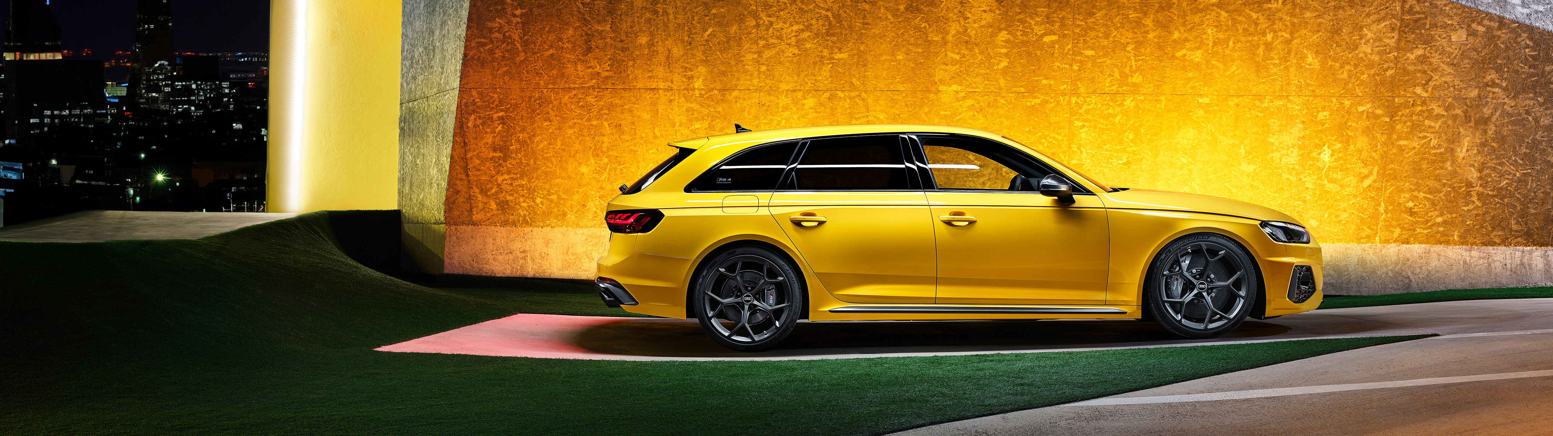  2024 Audi RS4 Avant 25 Years Edition Wallpaper.