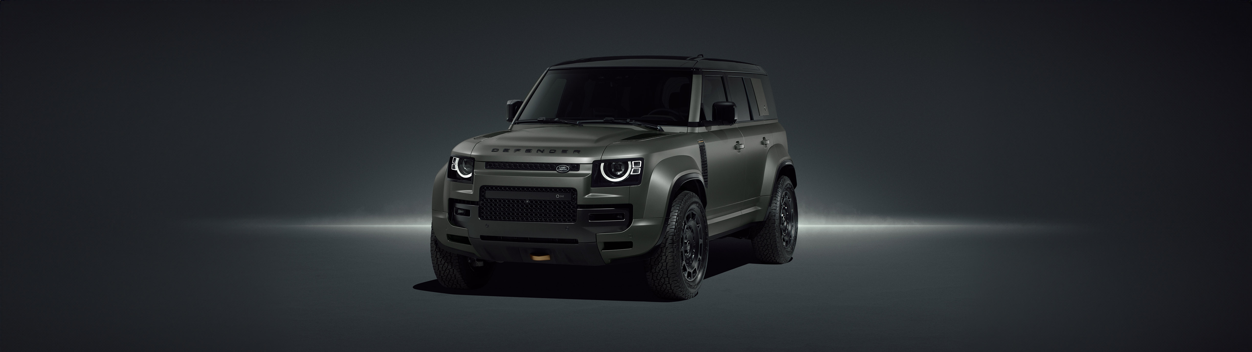  2025 Land Rover Defender Octa Wallpaper.