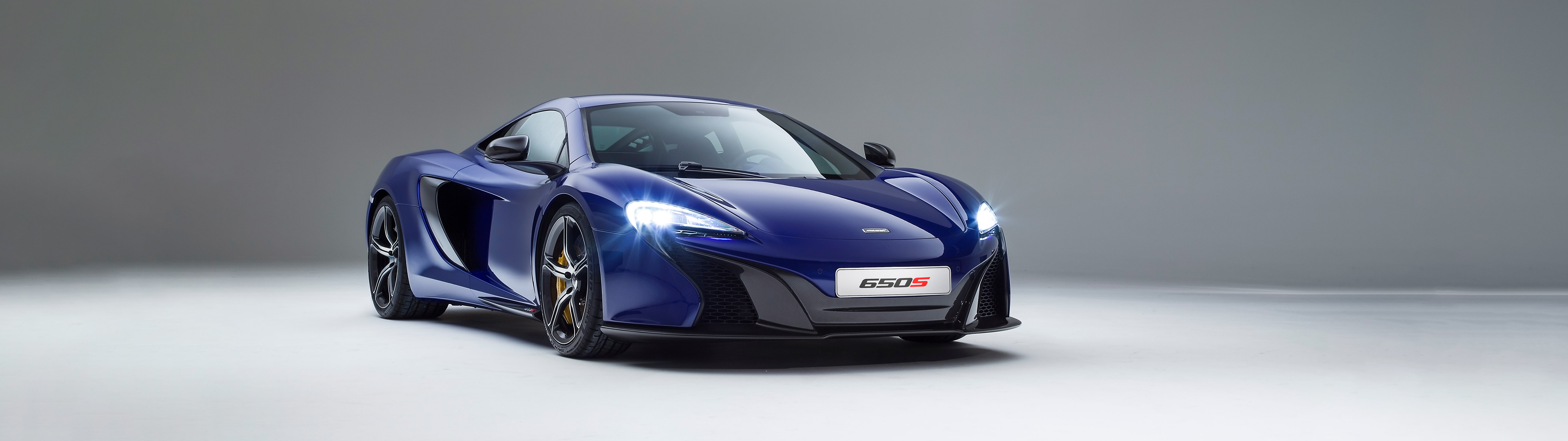  2015 McLaren 650S Wallpaper.