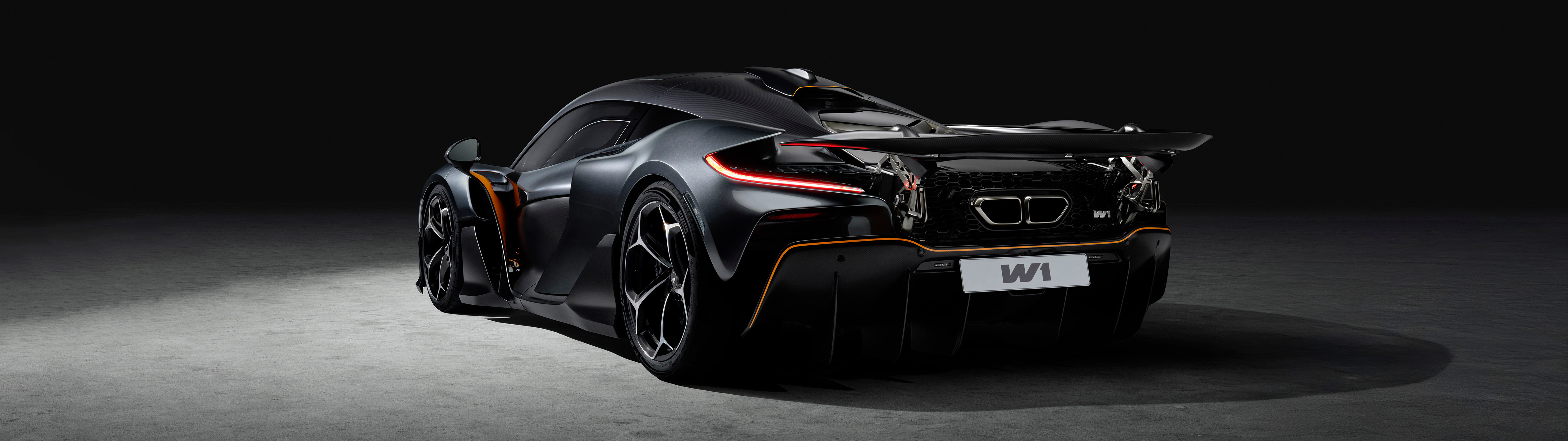  2025 McLaren W1 Wallpaper.