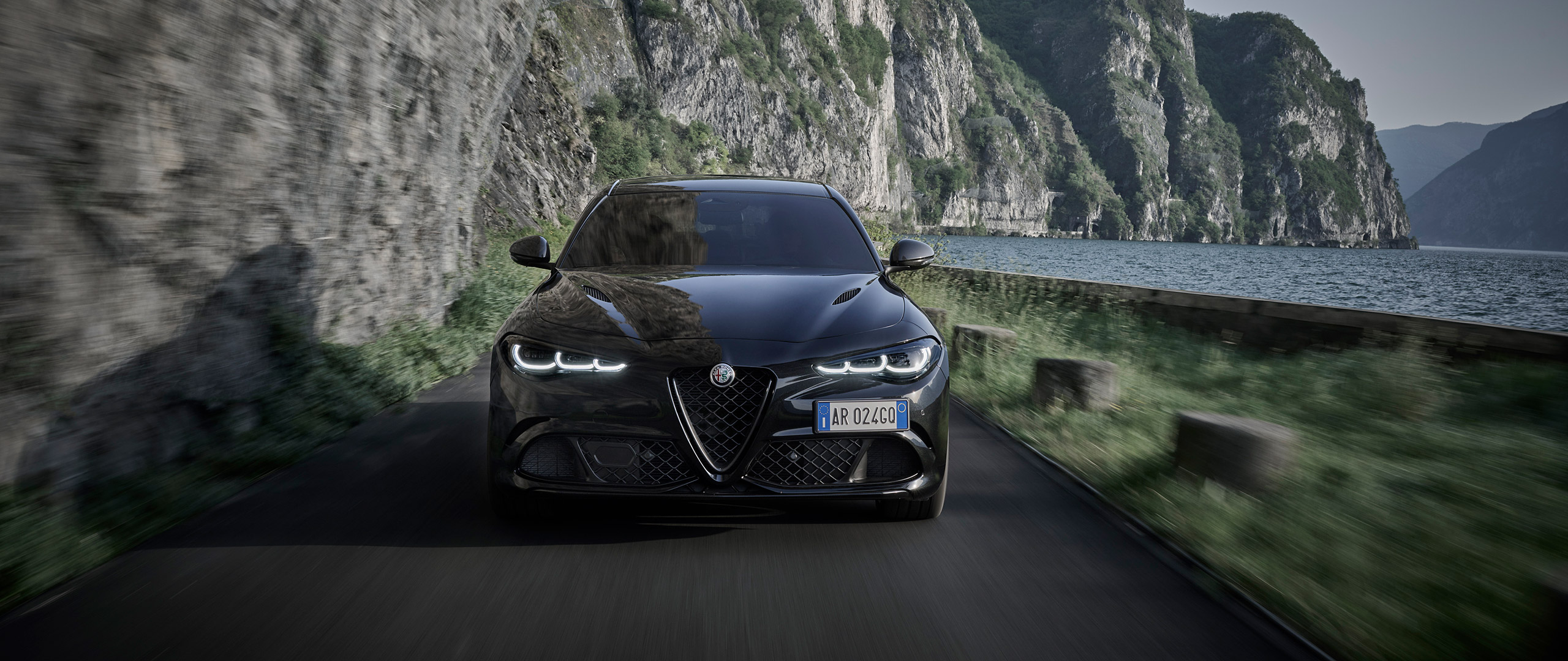  2024 Alfa Romeo Giulia Quadrifoglio Super Sport Wallpaper.