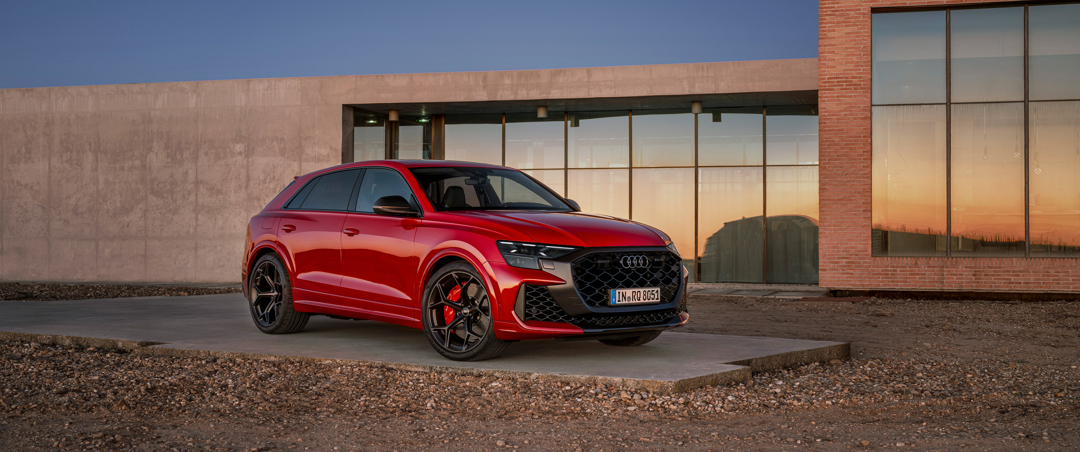  2025 Audi RS Q8 Performance Wallpaper.