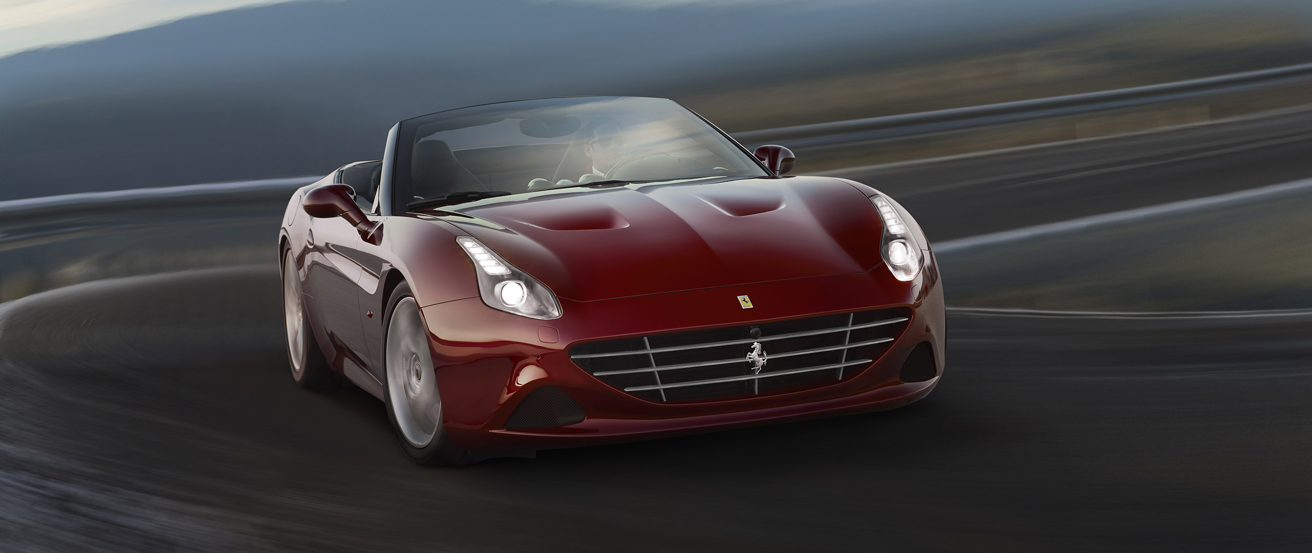  2016 Ferrari California T HS Wallpaper.