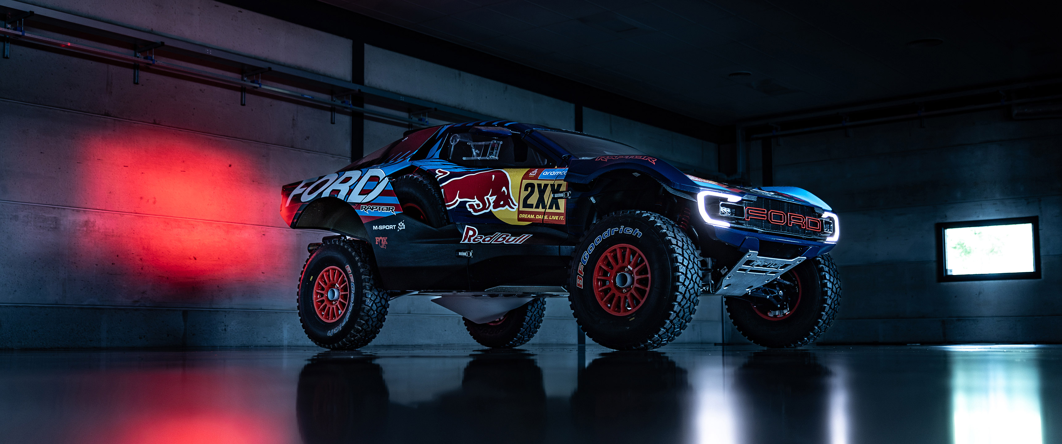  2025 Ford Raptor T1 Dakar Rally Wallpaper.