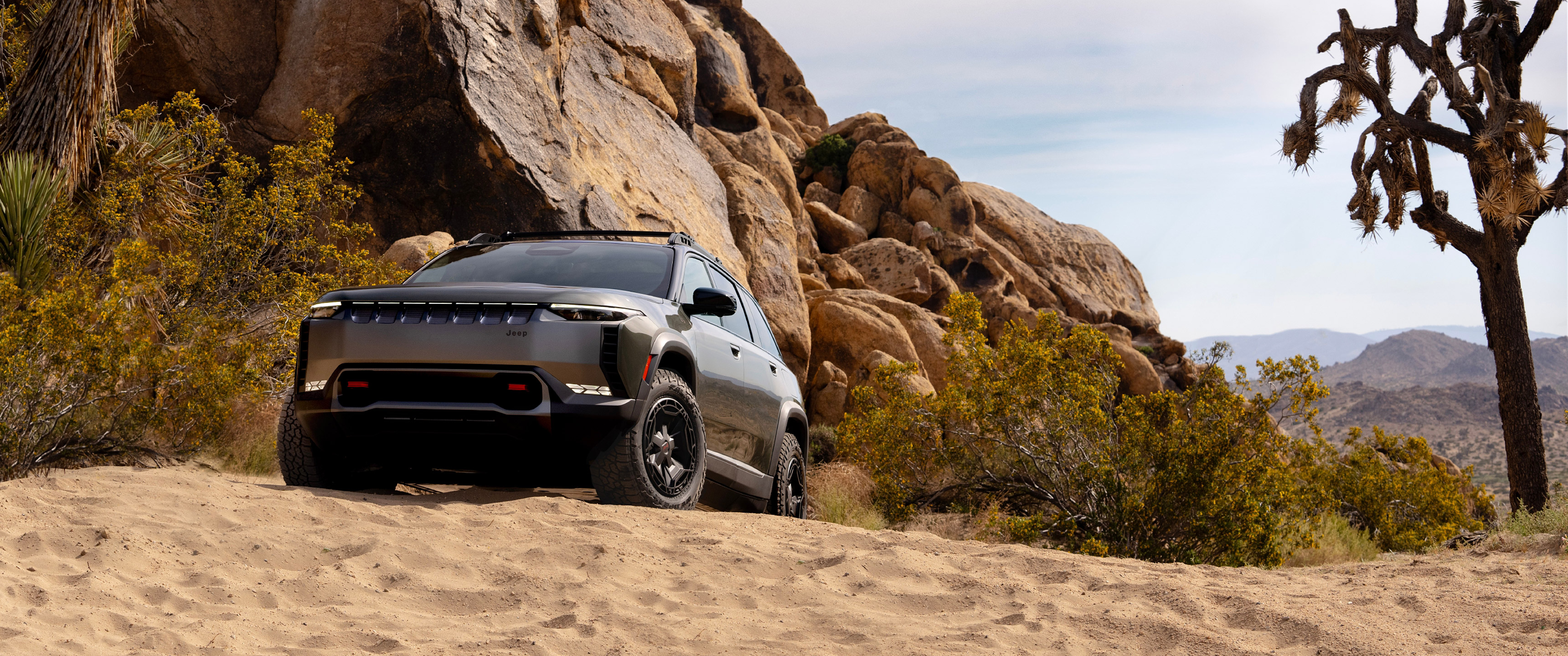  2024 Jeep Wagoneer S Trailhawk Concept Wallpaper.