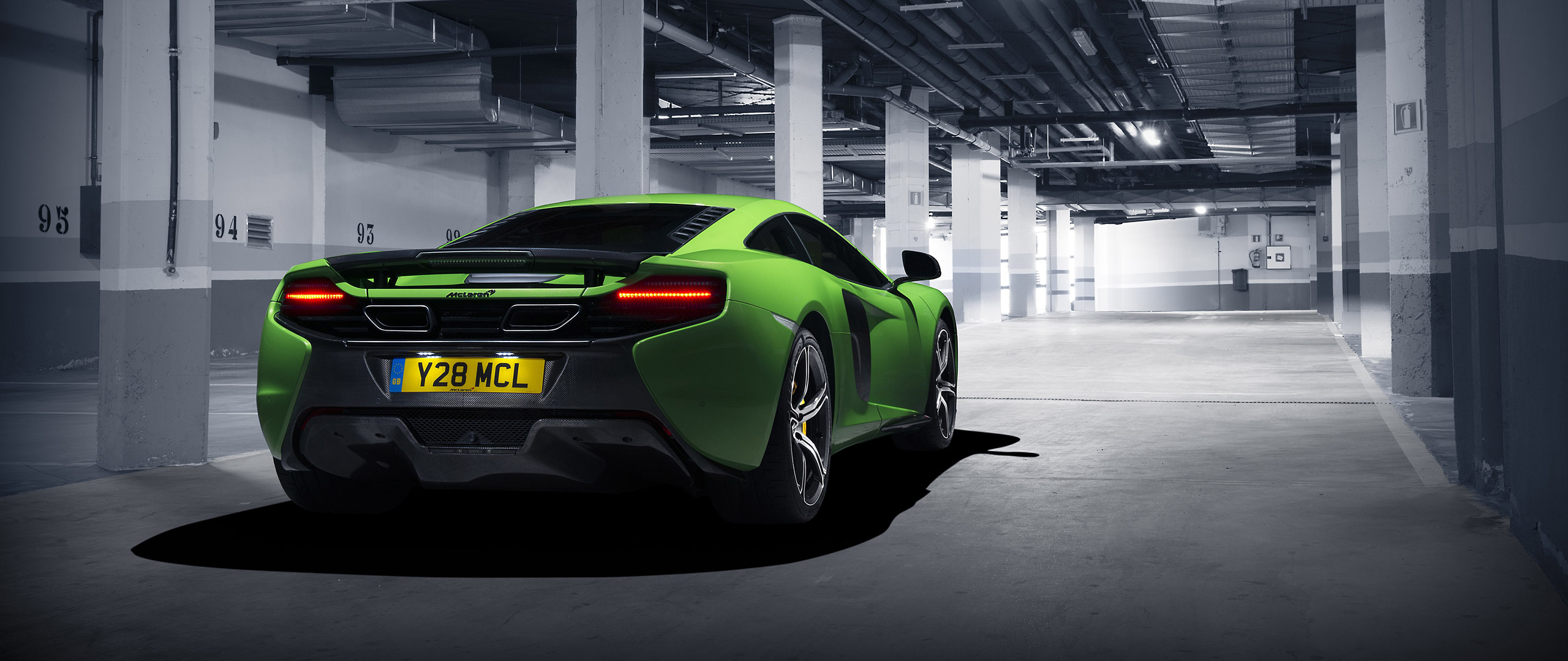  2015 McLaren 650S Wallpaper.