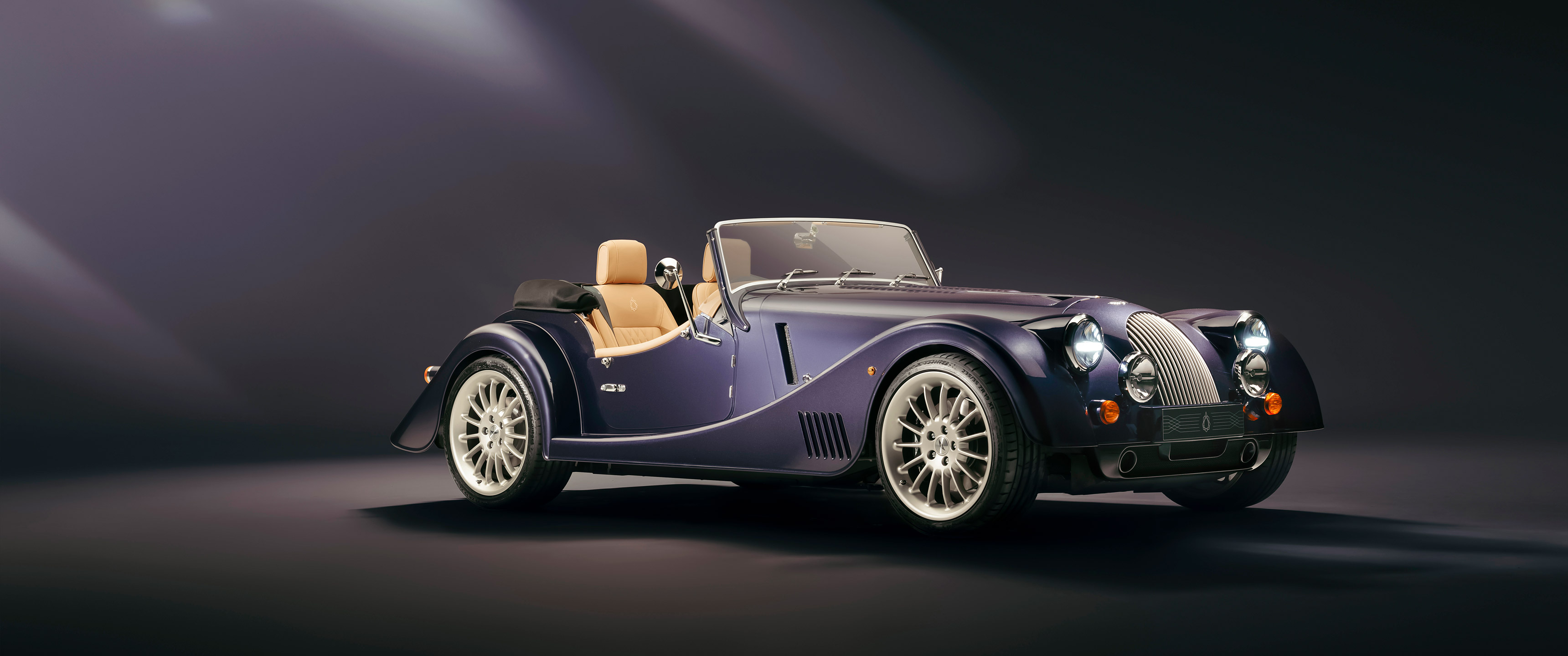  2025 Morgan Plus Six Pinnacle Wallpaper.