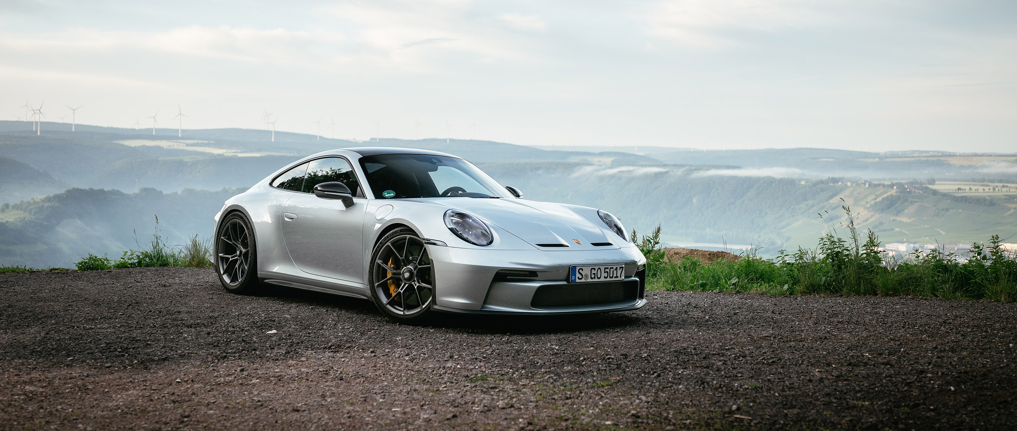  2022 Porsche 911 GT3 Touring Wallpaper.