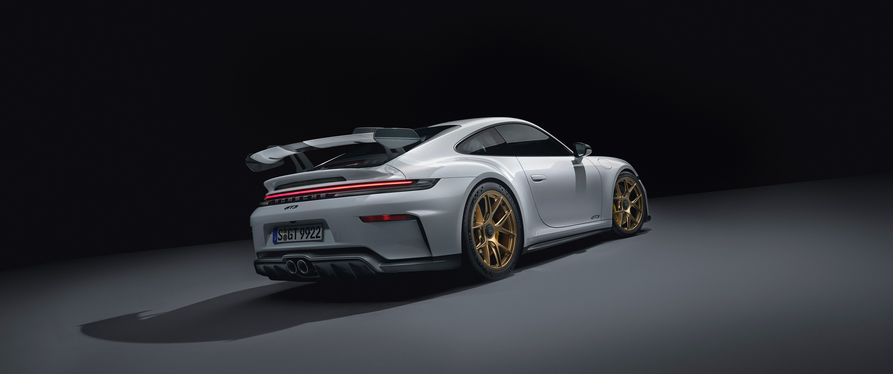  2025 Porsche 911 GT3 Wallpaper.