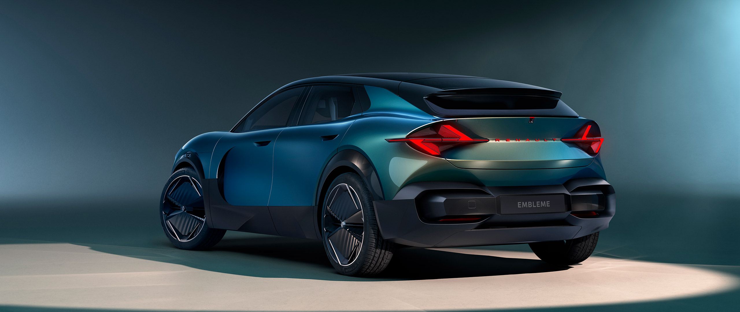  2024 Renault Embleme Concept Wallpaper.