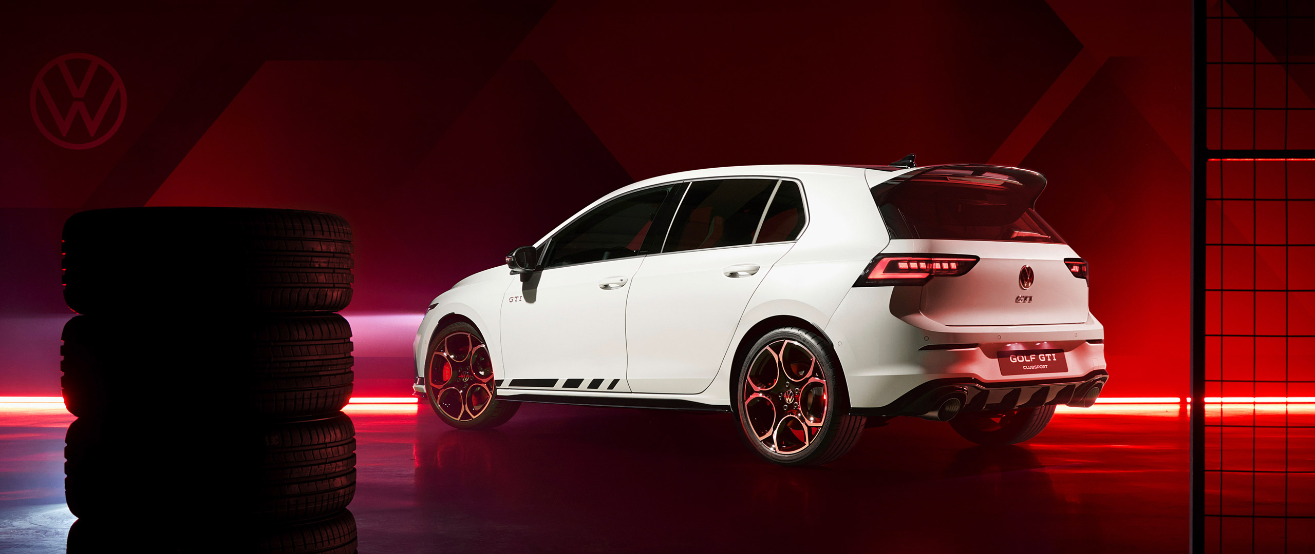  2025 Volkswagen Golf GTI Clubsport Wallpaper.